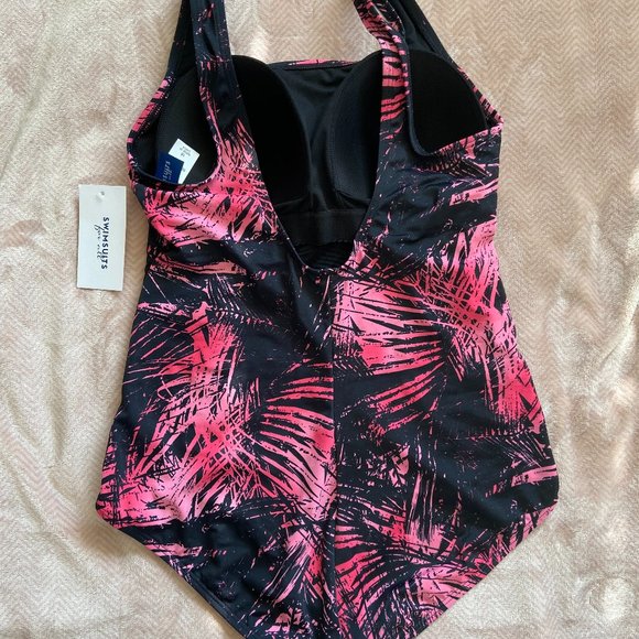 Swimsuits for All bathing suit - Picture 2 of 2